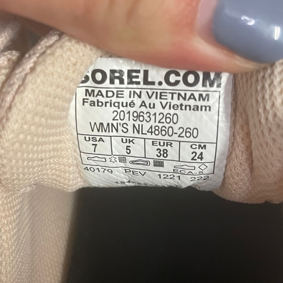 Sorel Women’s Out n About Sneakers Pink size 7 waterproof outdoor comfy casual - Picture 5 of 5